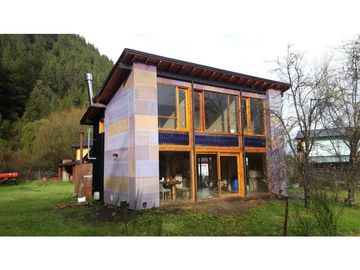 EN VENTA AMPLIA CASA DE 150 M2 EN LAGO PUELO CA-227