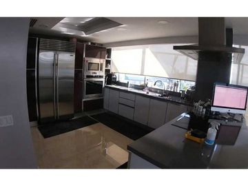 PENTHOUSE ESPECTACULAR  AMOBLADO PH YACHT CLUB PISCINA PRIVADA