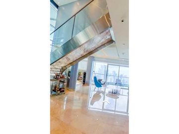 PENTHOUSE ESPECTACULAR  AMOBLADO PH YACHT CLUB PISCINA PRIVADA