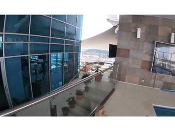 PENTHOUSE ESPECTACULAR  AMOBLADO PH YACHT CLUB PISCINA PRIVADA