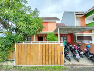 Rumah siap huni perumahan purwomartani baru