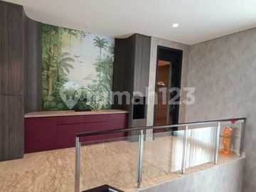 Rumah Mewah Furnished Pik, Area Full View Laut dan Golf