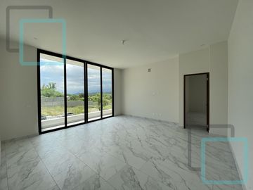 CASA EN VENTA PEDREGAL DE LA MONTAÑA ZONA CARRETERA NACIONAL MONTERREY