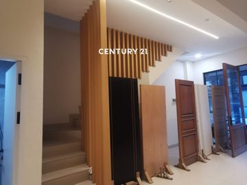 DISEWAKAN RUKO 3 LANTAI  NORTHRIDGE BUSINESS CENTRE BSD