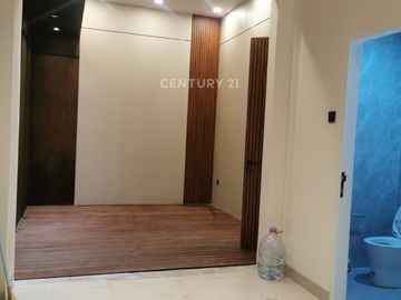 DISEWAKAN RUKO 3 LANTAI  NORTHRIDGE BUSINESS CENTRE BSD
