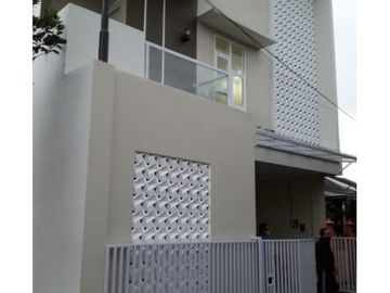 Hanya 700 Jutaan Juta, Rumah 2 Lantai di Purwomartani