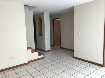 Casa en venta Fuentes De San Germain zona La Recta Cholula, UDLAP.