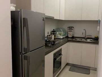 Dijual Saumata Apartment Alam Sutera Tangerang Selatan 2 Bedroom Lantai 6 Semi Furnished Lokasi Strategis Pool View