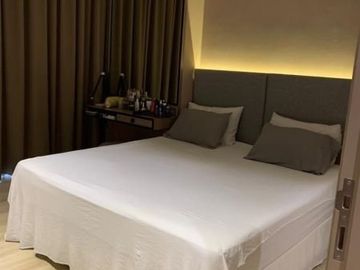 Dijual Saumata Apartment Alam Sutera Tangerang Selatan 2 Bedroom Lantai 6 Semi Furnished Lokasi Strategis Pool View