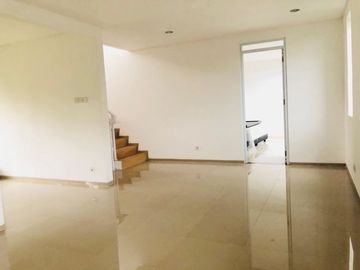 4 Bedroom House for sale