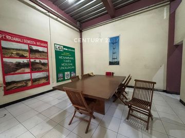 Gudang Strategis Dekat Tol Bintara Bekasi Akses Kontainer SHM