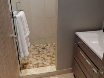Departamentos(2R)  en Venta en Torre Atlantida en Vía Montejo