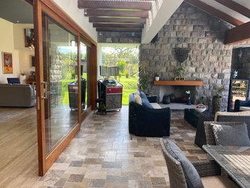 I3 vende casa puembo