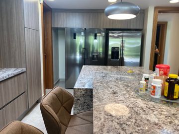 I3 vende casa puembo