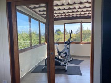 I3 vende casa puembo