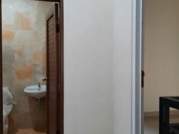 Rumah 2 lantai di jalan abdul gani depok,strategis harga terjagkau