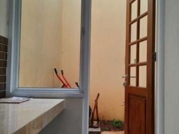 Rumah 2 lantai di jalan abdul gani depok,strategis harga terjagkau