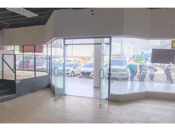 Local Comercial en PLaza Mirage - El Dorado (12976)