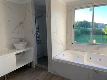Casa a Estrenar en Fincas de Iraola 2