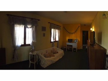 CHALET DE 6 AMB SOBRE IMPORTANTE LOTE