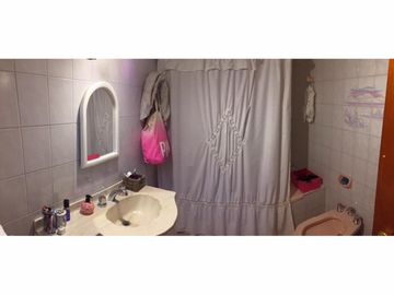 CHALET DE 6 AMB SOBRE IMPORTANTE LOTE