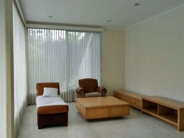 Rumah Semi Villa Dago