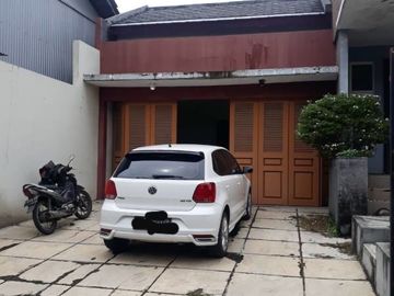 RUMAH MURAH LUAS TANAH BESAR DEKAT GALAXY PEKAYON JAYA BEKASI