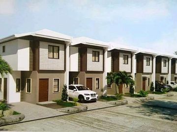 3 BEDROOM 2T&B 2-STOREY w/CARPORT SINGLE-ATTACHED
