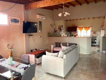 Casa 4 Ambientes En Venta - Francisco Alvarez, Moreno