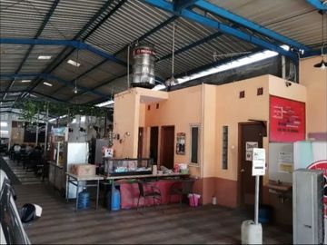 Rumah Usaha Dijual Banyu Urip Nol Jalan DN