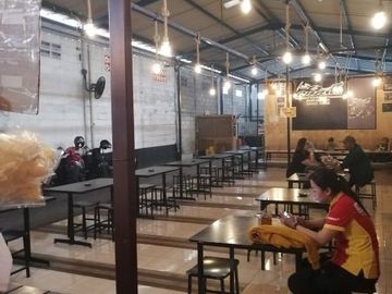Rumah Usaha Dijual Banyu Urip Nol Jalan DN