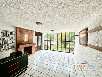 CASA EN VENTA UN PAR DE MIN DEL CENTRO DE TEQUISQUIPAN