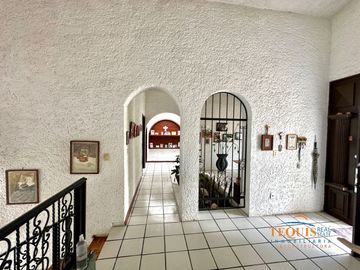 CASA EN VENTA UN PAR DE MIN DEL CENTRO DE TEQUISQUIPAN
