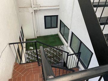VENTA EDIFICIO CON DEPARTAMENTOS Y CASA EN VÉRTIZ NARVARTE EDI 3784 CM/YI