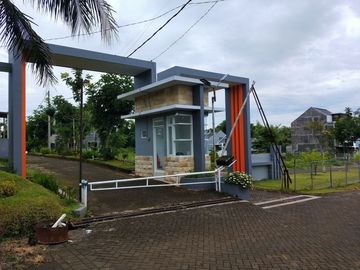 Rumah type 70 2 Lantai 3 Kamar Tanah Luas 108 Ful Promo di Kota Malang