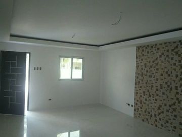 Modern House with 3 Bedroom for Sale in Cuayan Angeles City