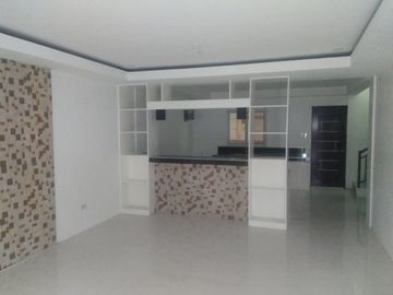 Modern House with 3 Bedroom for Sale in Cuayan Angeles City