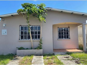 Se Vende casa en Las Quintas-Penonomé