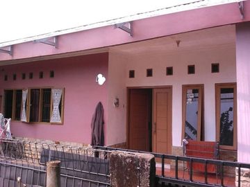 Rumah second tanah luas di cilangkap tapos depok akses motor