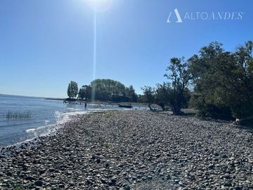 Sitio en Venta en PUYEHUE