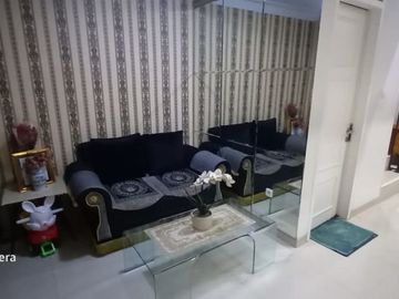 Rumah 3 lantai siap huni dalam komplek cimanggis depok