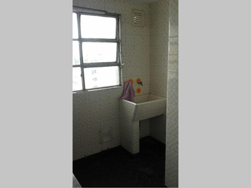 Departamento en Venta en Flores 2 ambientes 36 m2 + 24 m2 de balcón terraza en piso alto, al frente - Bolivia 100