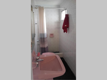 Departamento en Venta en Flores 2 ambientes 36 m2 + 24 m2 de balcón terraza en piso alto, al frente - Bolivia 100