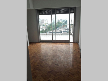 Departamento en Venta en Flores 2 ambientes 36 m2 + 24 m2 de balcón terraza en piso alto, al frente - Bolivia 100