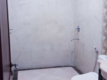Dijual Rumah Mewah Ada Kolam Renang di Komplek Kesehatan Pesanggrahan Jakarta Selatan