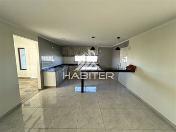 Exclusiva Parcela con Casa Mediterránea en Zapallar 4D 4B
