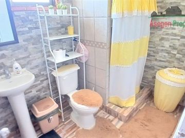 Casa en venta de 4 dorm. en Huasco