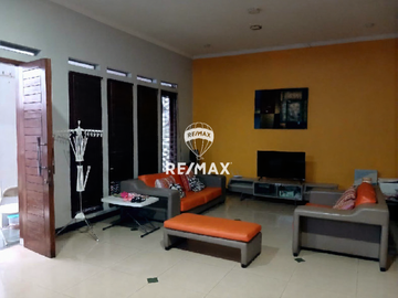 Rumah Luas Tanah: 250 m², 4KT & Apik Bekasi Barat – Dekat Pakuwon Mall, Akses Tol & LRT