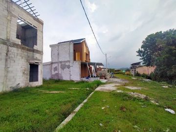 Rumah Syariah 2 Lantai Gratis Canopy, Hamparan Sawah & view gunung Salak Bogor