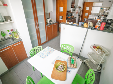 ¡ESPECTACULAR Y EXCLUSIVO DÚPLEX DE 409 m² EN EL DERBY DE MONTERRICO POR USD 470,000!